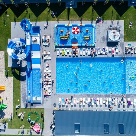 Holiday Park & Resort Rowy Ровы Экстерьер фото